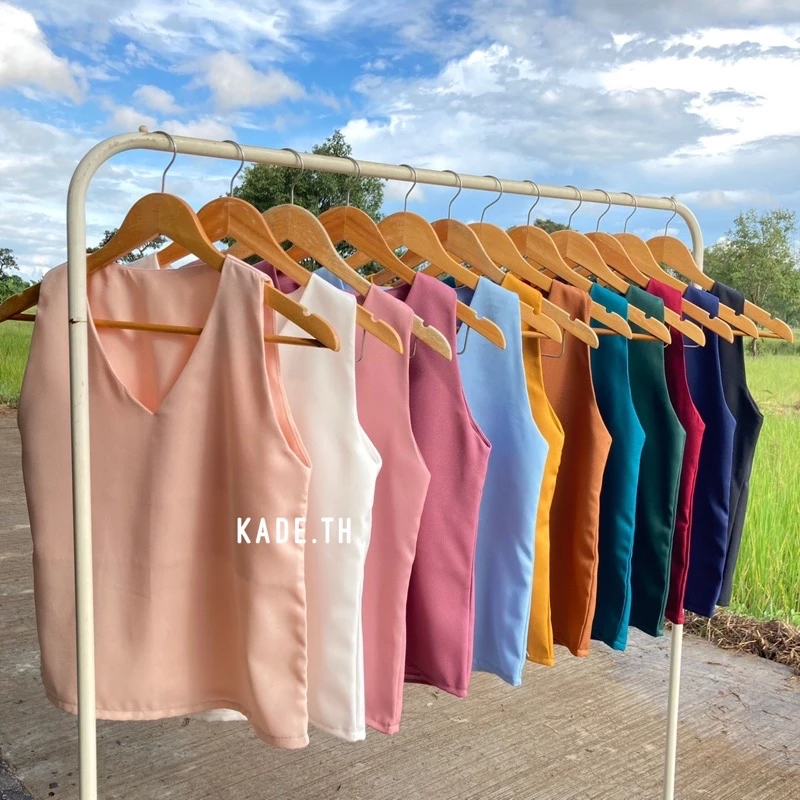 เสื้อคอวี แขนกุดทรงเบสิค