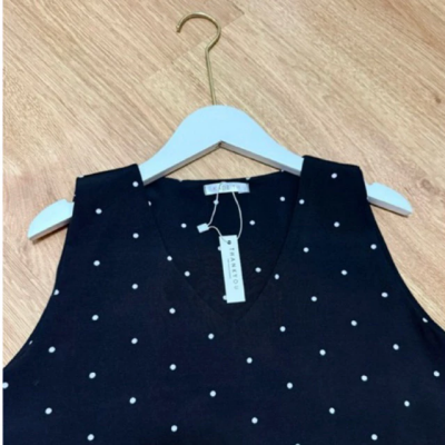 แขนกุดคอวี รุ่นลาย มี size 32-43 ผ้าไหมอิตาลี